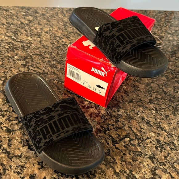 Puma Popcat women’s slides NIB 7.5 - Picture 1 of 5